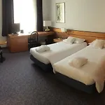 Delle Alpi 3*