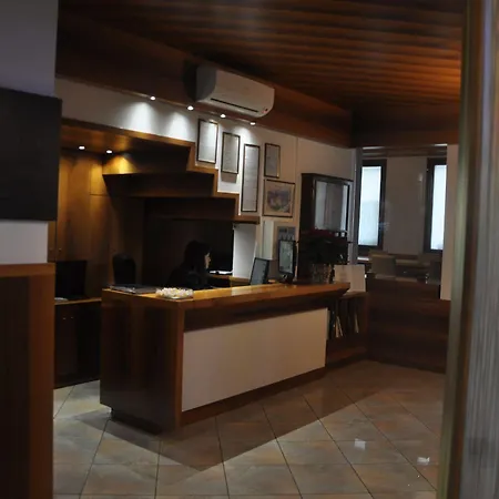 Hotel Delle Alpi 3*