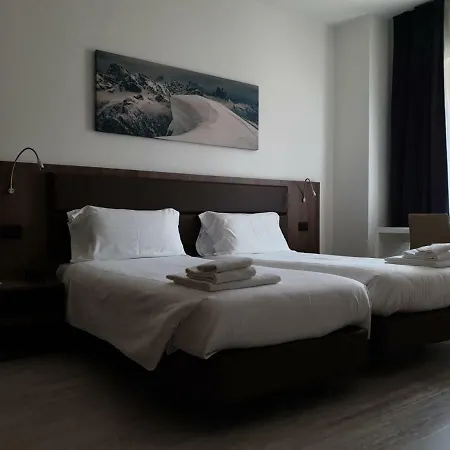Hotel Delle Alpi 3*